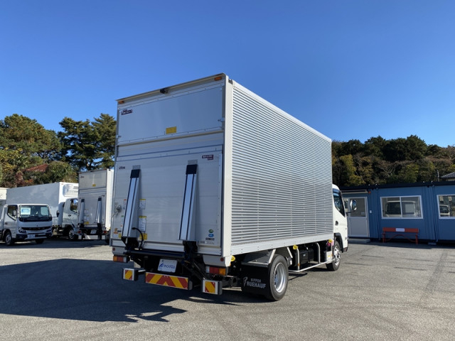 三菱ふそう キャンター 小型 バン 2PG-FEB80(99761) 5枚目