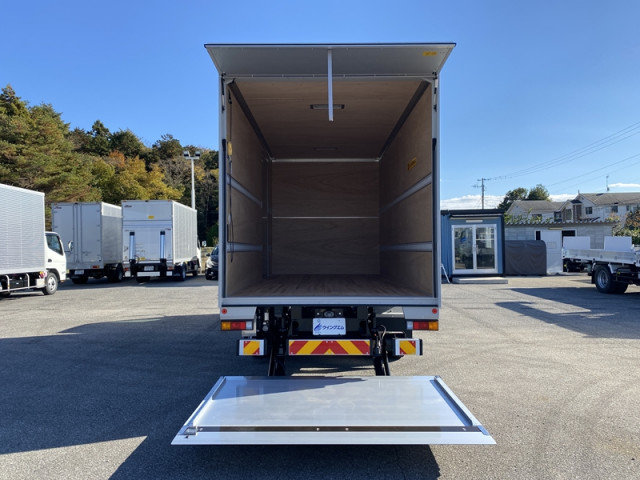 三菱ふそう キャンター 小型 バン 2PG-FEB80(99761) 8枚目