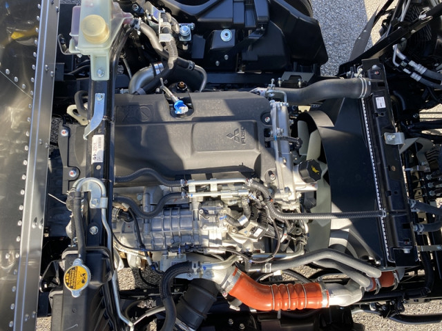 三菱ふそう キャンター 小型 バン 2PG-FEB80(99761) 14枚目