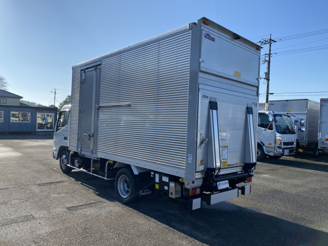 三菱ふそう キャンター 小型 バン 2RG-FEAV0(99762) 7枚目