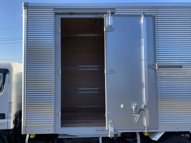 三菱ふそう キャンター 小型 バン 2RG-FEAV0(99762) 11枚目