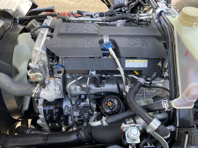 三菱ふそう キャンター 小型 バン 2RG-FEAV0(99762) 14枚目