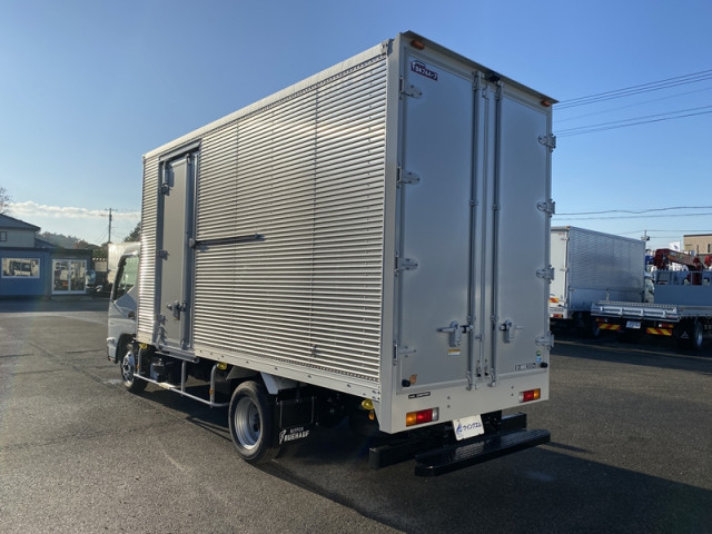 三菱ふそう キャンター 小型 バン 2RG-FEAV0(99764) 7枚目