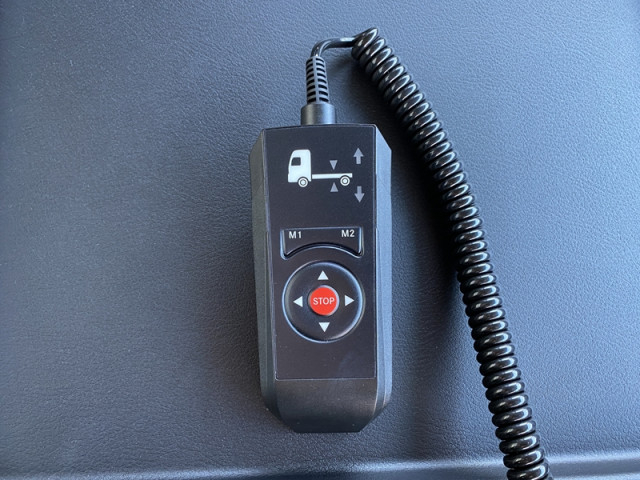 三菱ふそう ファイター 小型 冷蔵冷凍バン 2KG-FK65F(99763) 19枚目