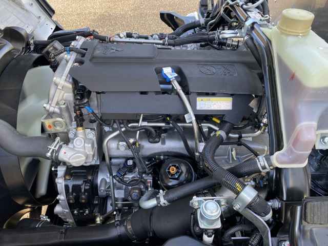 三菱ふそう キャンター 小型 バン 2RG-FEAV0(99764) 12枚目