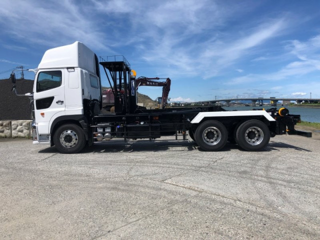 日野 プロフィア 大型 コンテナ専用車 2DG-FS1AJE(107824) 6枚目