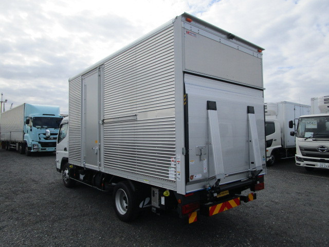 三菱ふそう キャンター 小型 バン 2RG-FEB80(99811) 3枚目