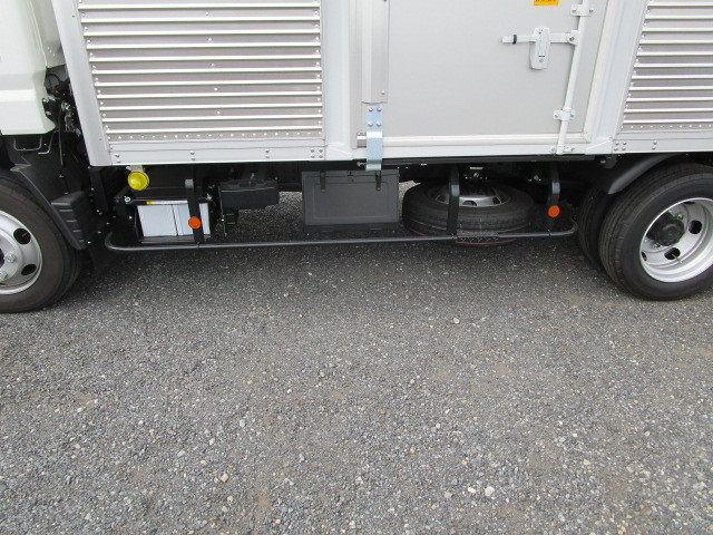 三菱ふそう キャンター 小型 バン 2RG-FEB80(99811) 32枚目