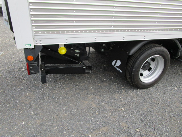 三菱ふそう キャンター 小型 バン 2RG-FEB80(99811) 34枚目