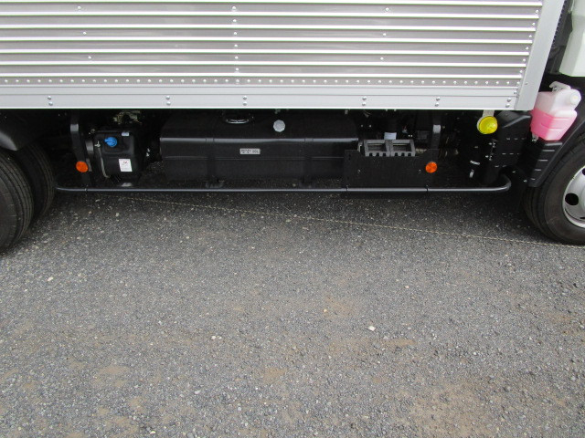 三菱ふそう キャンター 小型 バン 2RG-FEB80(99811) 35枚目