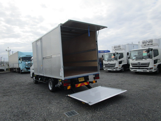 三菱ふそう キャンター 小型 バン 2RG-FEB80(99811) 37枚目