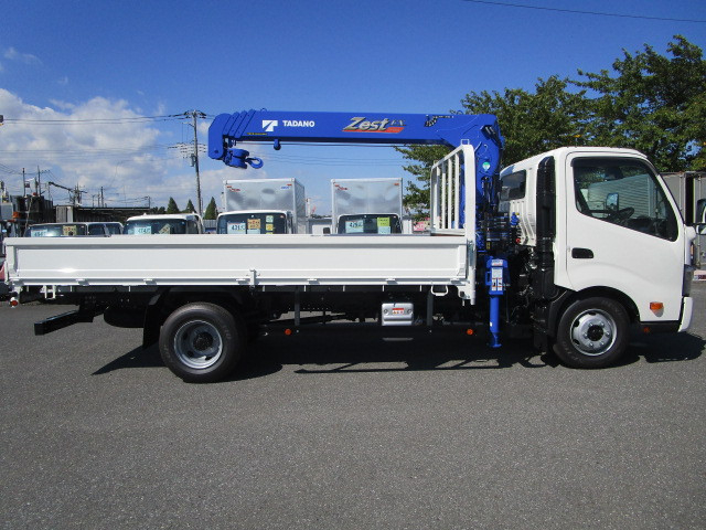 日野 デュトロ 小型 平ボディ（クレーン付） 2KG-XZU720M(99816) 6枚目