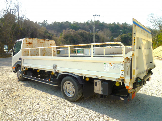日野 デュトロ 小型 平ボディ TPG-XZU655M(99821) 6枚目