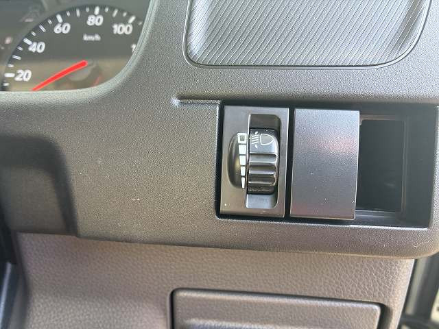 Isuzu elf Small Flat body 2TG-NJR88AF(99819) 41枚目