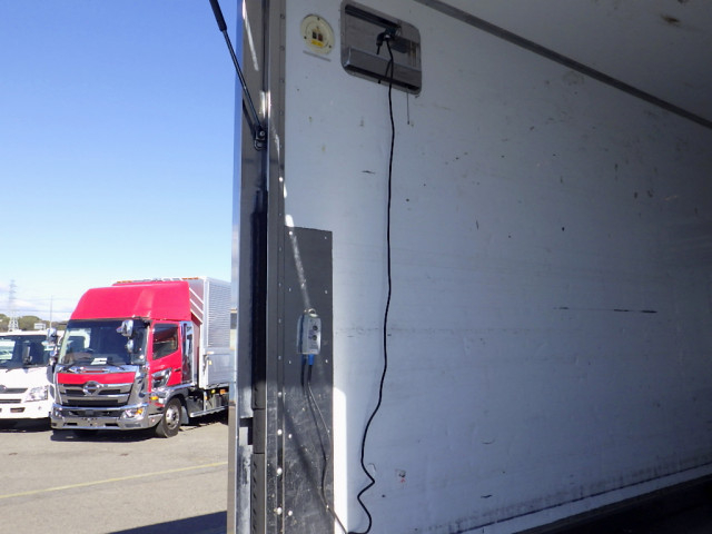 Isuzu elf Small Freezer box_body TPG-NPR85AN(99822) 8枚目