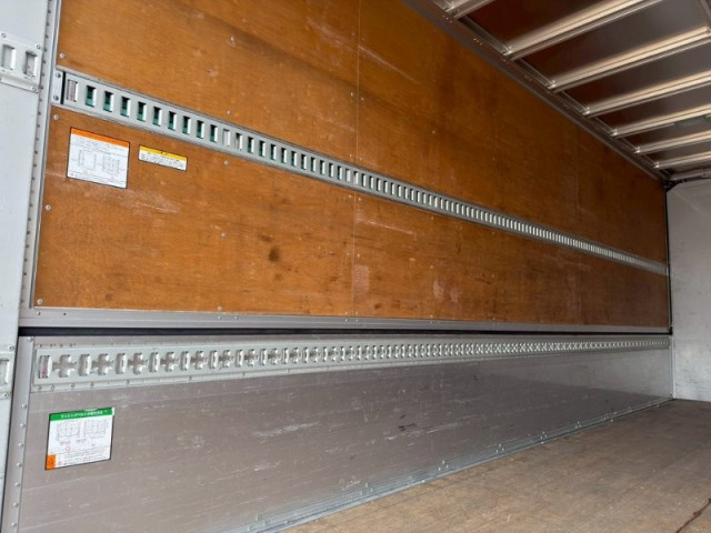 いすゞ フォワード 中型 ウィング 2RG-FRR90S2(99824) 14枚目