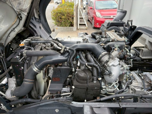 いすゞ フォワード 中型 ウィング 2RG-FRR90S2(99824) 25枚目