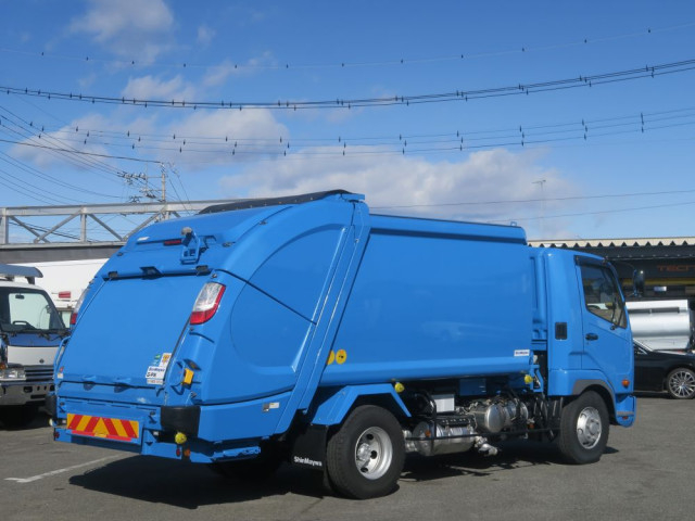 三菱ふそう ファイター 小型 塵芥車（プレス式） 2KG-FK72F(99826) 2枚目