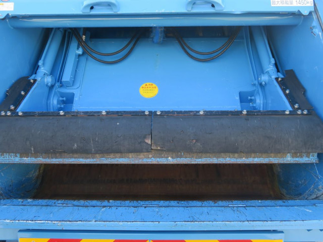 三菱ふそう ファイター 小型 塵芥車（プレス式） 2KG-FK72F(99826) 17枚目