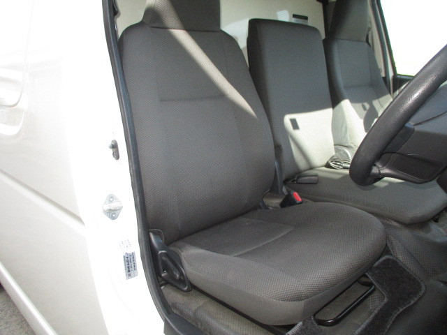 トヨタ レジアスエース 小型 冷蔵冷凍バン QDF-GDH201V(99828) 11枚目