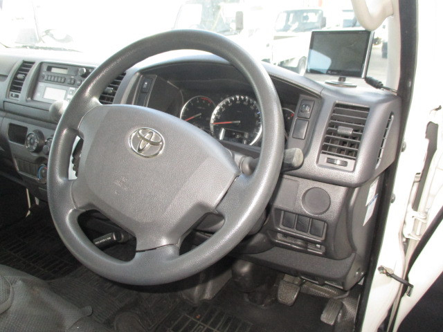 トヨタ レジアスエース 小型 冷蔵冷凍バン QDF-GDH201V(99828) 13枚目