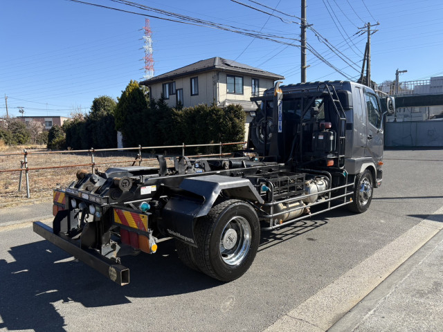三菱ふそう ファイター 増トン コンテナ専用車 2KG-FK62FZ(99831) 3枚目