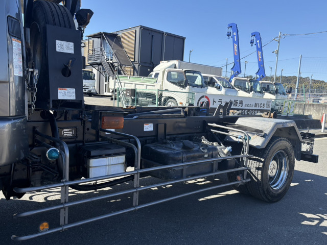 三菱ふそう ファイター 増トン コンテナ専用車 2KG-FK62FZ(99831) 7枚目