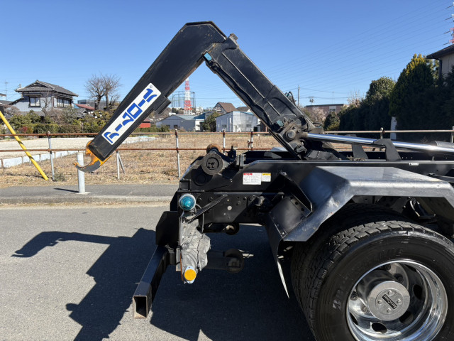 三菱ふそう ファイター 増トン コンテナ専用車 2KG-FK62FZ(99831) 12枚目