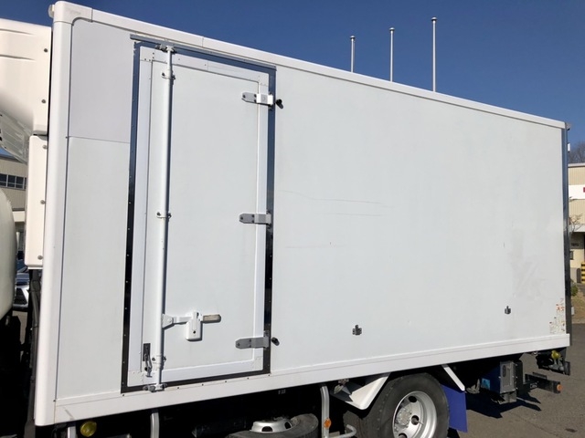 いすゞ エルフ 小型 冷蔵冷凍バン TPG-NPR85AN(55803) 10枚目