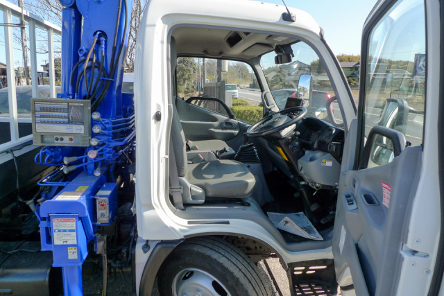 日野 デュトロ 小型 平ボディ（クレーン付） TKG-XZU645M(99837) 33枚目