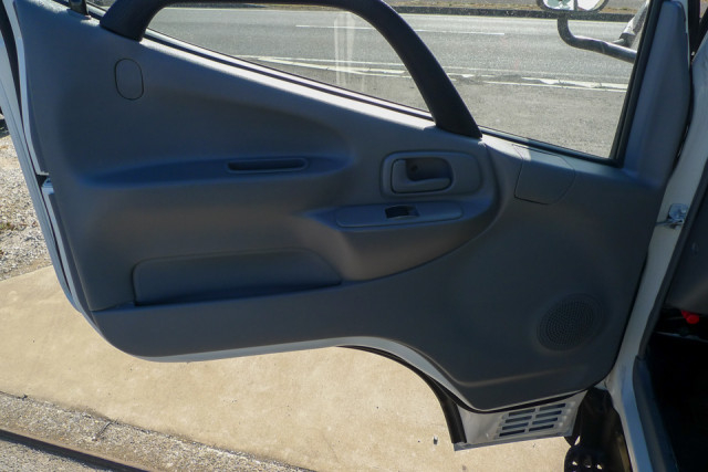 日野 デュトロ 小型 平ボディ（クレーン付） TKG-XZU645M(99837) 39枚目