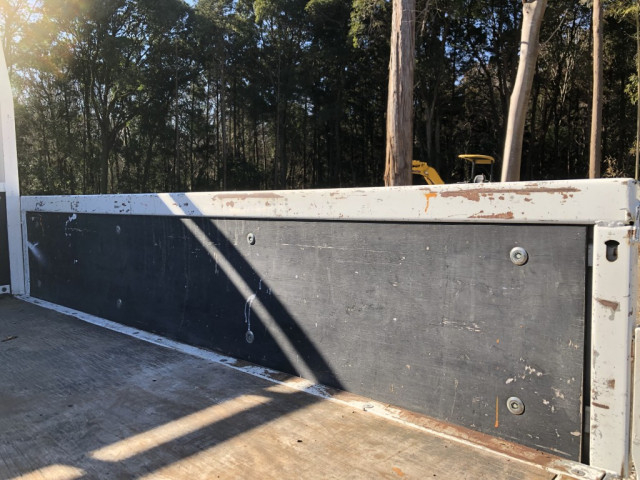 Isuzu elf Small Double cab TRG-NHR85A(99840) 11枚目