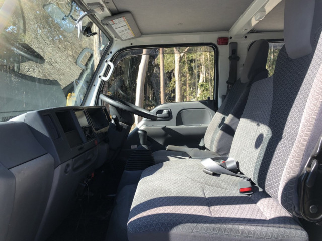 Isuzu elf Small Double cab TRG-NHR85A(99840) 29枚目