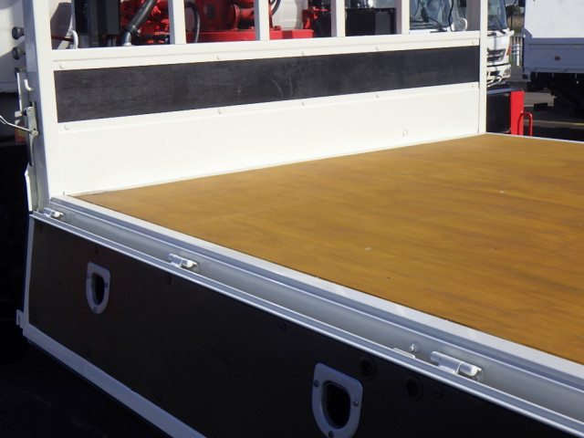 日野 デュトロ 小型 平ボディ（クレーン付） TKG-XZU712M(99845) 9枚目