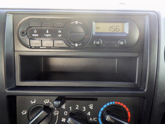 日野 デュトロ 小型 平ボディ（クレーン付） TKG-XZU712M(99845) 19枚目