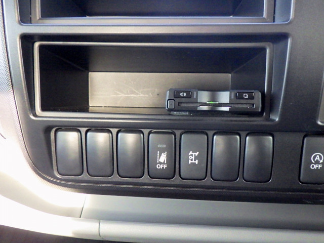 日野 デュトロ 小型 平ボディ（クレーン付） TKG-XZU712M(99845) 20枚目