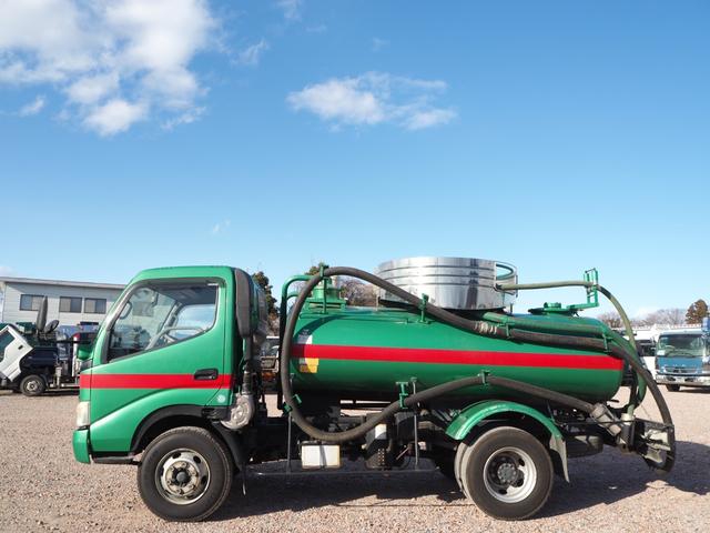 Hino dutro Small Vacuum *********(99900) 4枚目