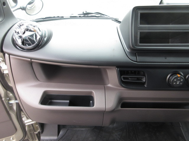 三菱ふそう キャンター 小型 Wキャブ 2RG-FBA20(99910) 22枚目