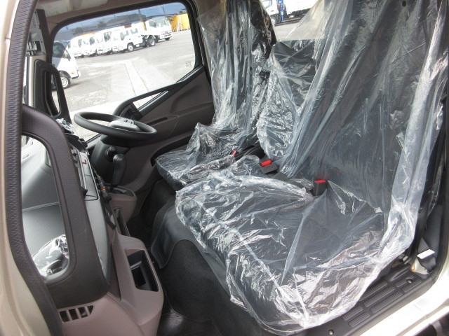 三菱ふそう キャンター 小型 Wキャブ 2RG-FBA20(99910) 26枚目