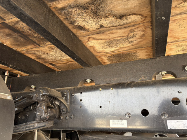 三菱ふそう キャンター 中型 平ボディ（クレーン付） 2KG-FK62F(99912) 23枚目