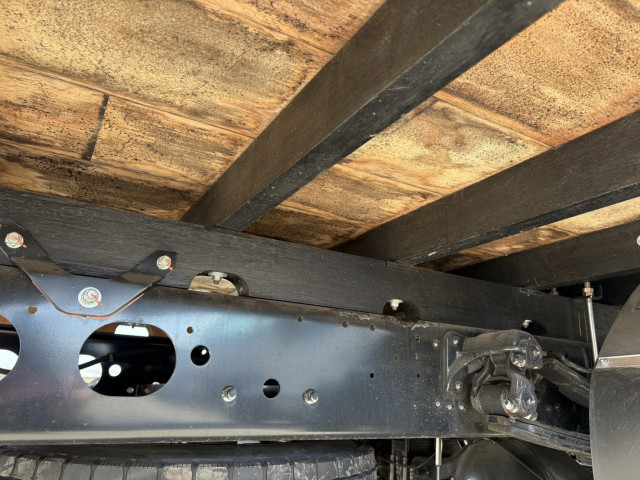 三菱ふそう キャンター 中型 平ボディ（クレーン付） 2KG-FK62F(99912) 24枚目