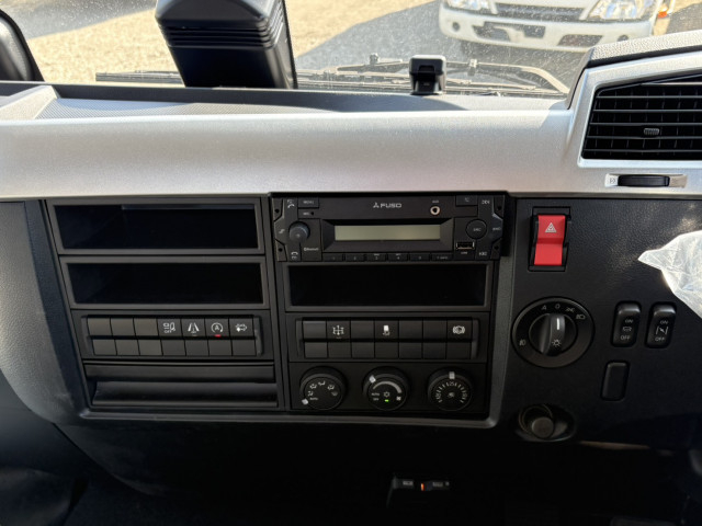 三菱ふそう キャンター 中型 平ボディ（クレーン付） 2KG-FK62F(99912) 32枚目