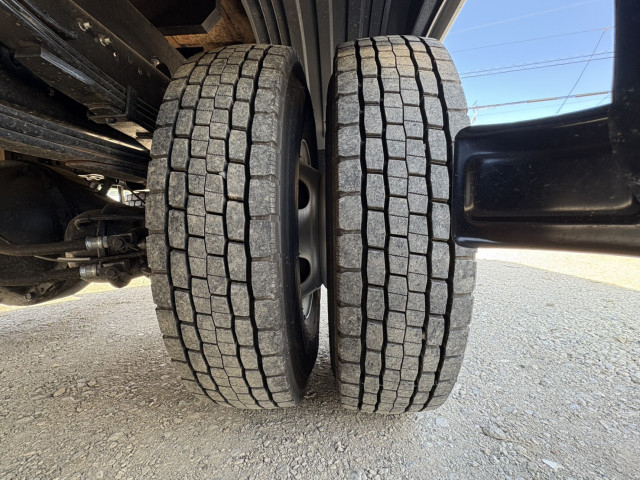 三菱ふそう キャンター 中型 平ボディ（クレーン付） 2KG-FK62F(99912) 47枚目