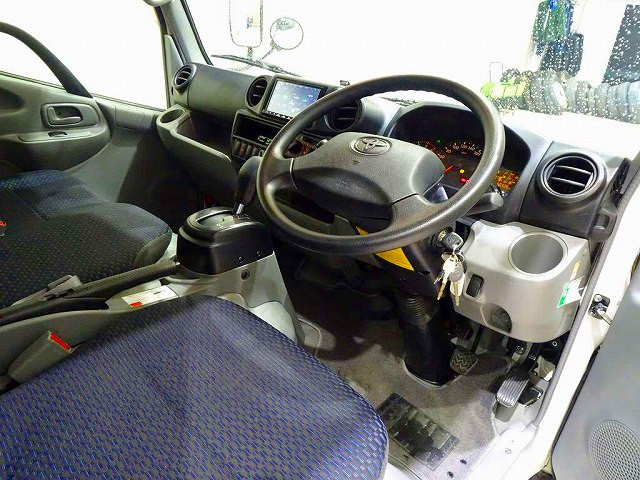 トヨタ ダイナ 小型 バン 2DG-GDY231(99914) 5枚目