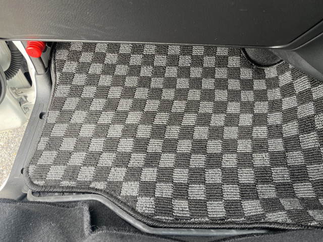 日産自動車 キャラバン 小型 冷蔵冷凍バン 3BF-VR2E26(99913) 28枚目