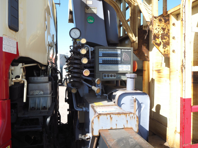 日野 プロフィア 大型 平ボディ（クレーン付） PK-FW1EXWG(99976) 12枚目