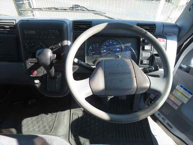 三菱ふそう キャンター 小型 平ボディ（クレーン付） KK-FE83EEN(99978) 43枚目