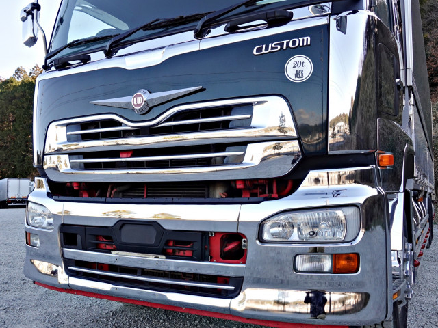 UDトラックス（日産） クオン 大型 ウィング QKG-CD5ZE(99980) 4枚目