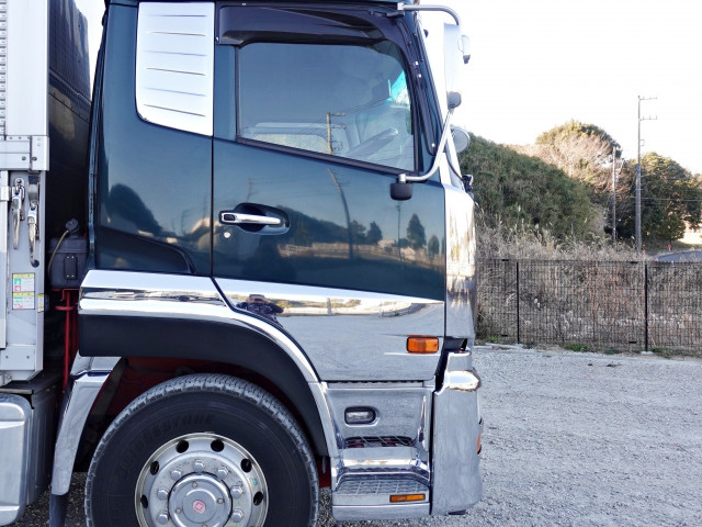 UDトラックス（日産） クオン 大型 ウィング QKG-CD5ZE(99980) 7枚目