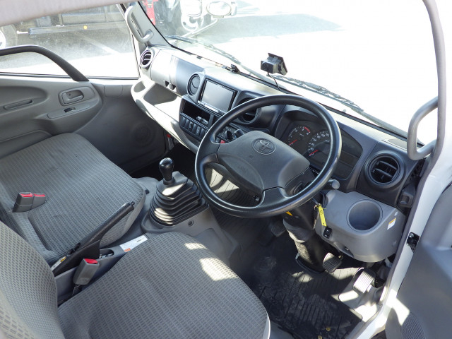 トヨタ ダイナ 小型 平ボディ TKG-XZU655(99983) 6枚目